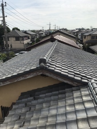 瓦屋根全体