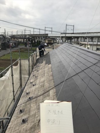 屋根中塗り