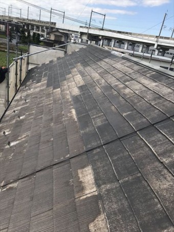 屋根下塗り後