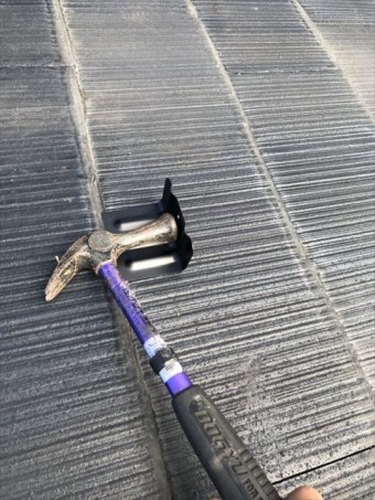 屋根雪止め設置