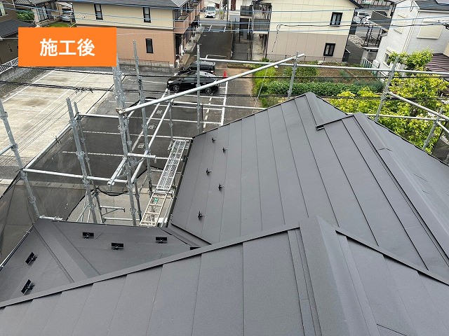 屋根工事を実施　SGLスーパーガルテクトへカバー工法です(*'ω'*)
