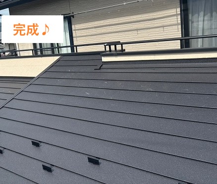 屋根工事を実施！問題のあるパミール屋根から金属屋根に♡