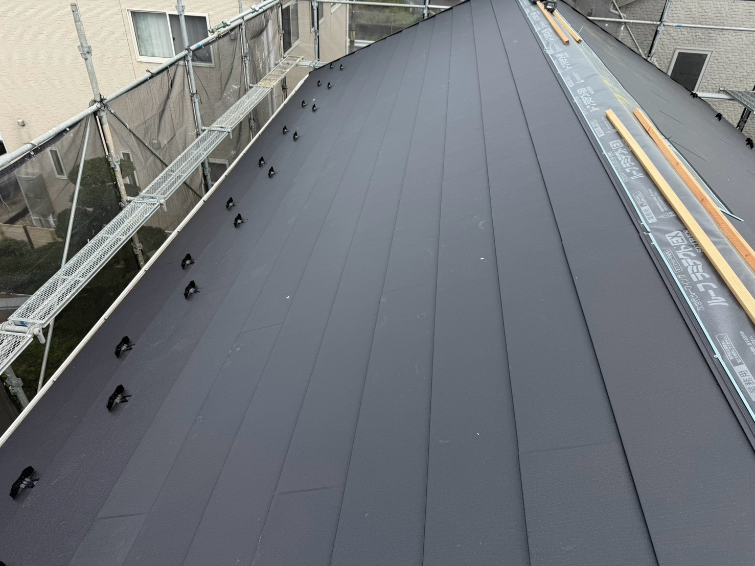 屋根カバー工事　ガルテクト